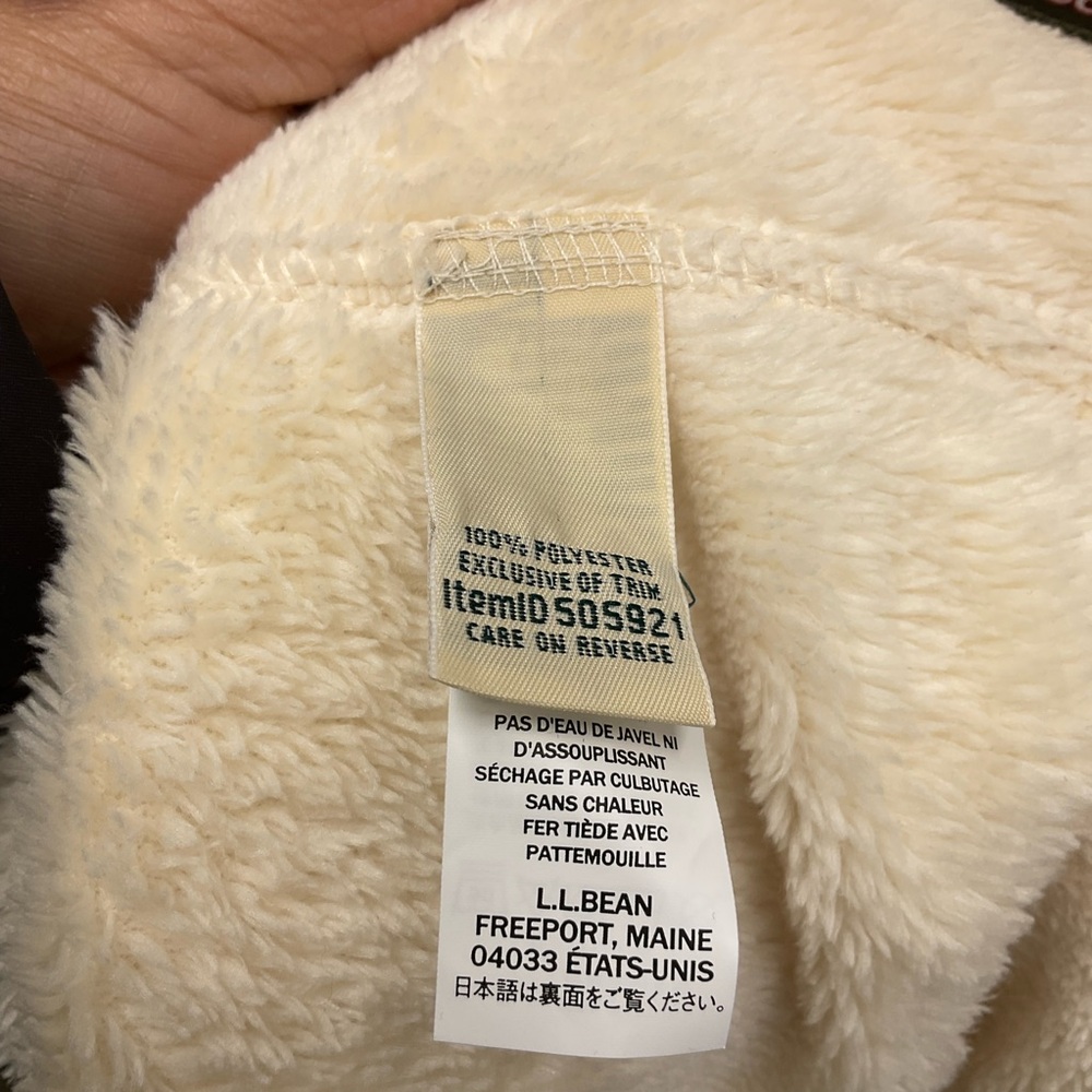 L.L. Bean Cream Fleece Snap Pullover with Contrasting Trim - Picture 10 of 12